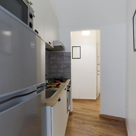 The Best Rent - Cozy Two-Bedroom Apartment Near Colonne S Lorenzo ミラノ エクステリア 写真