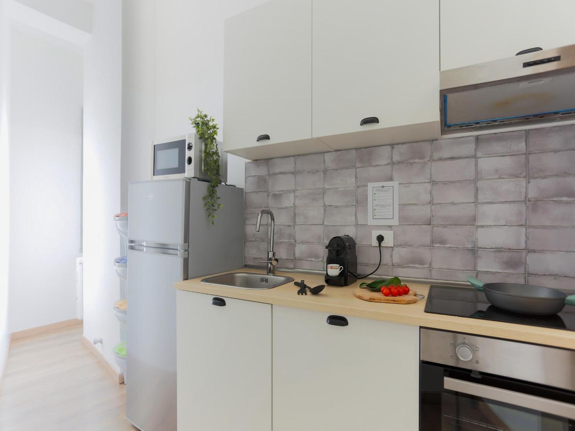 The Best Rent - Cozy Two-Bedroom Apartment Near Colonne S Lorenzo ミラノ エクステリア 写真